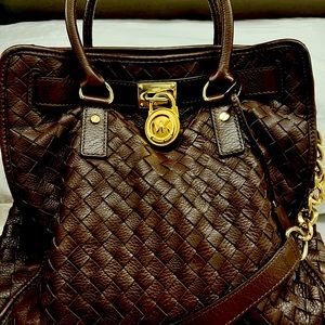 Michael Kors Venue Hamilton Woven Handbag